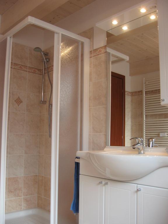 Casa Rondine Apartment Molveno Ruang foto
