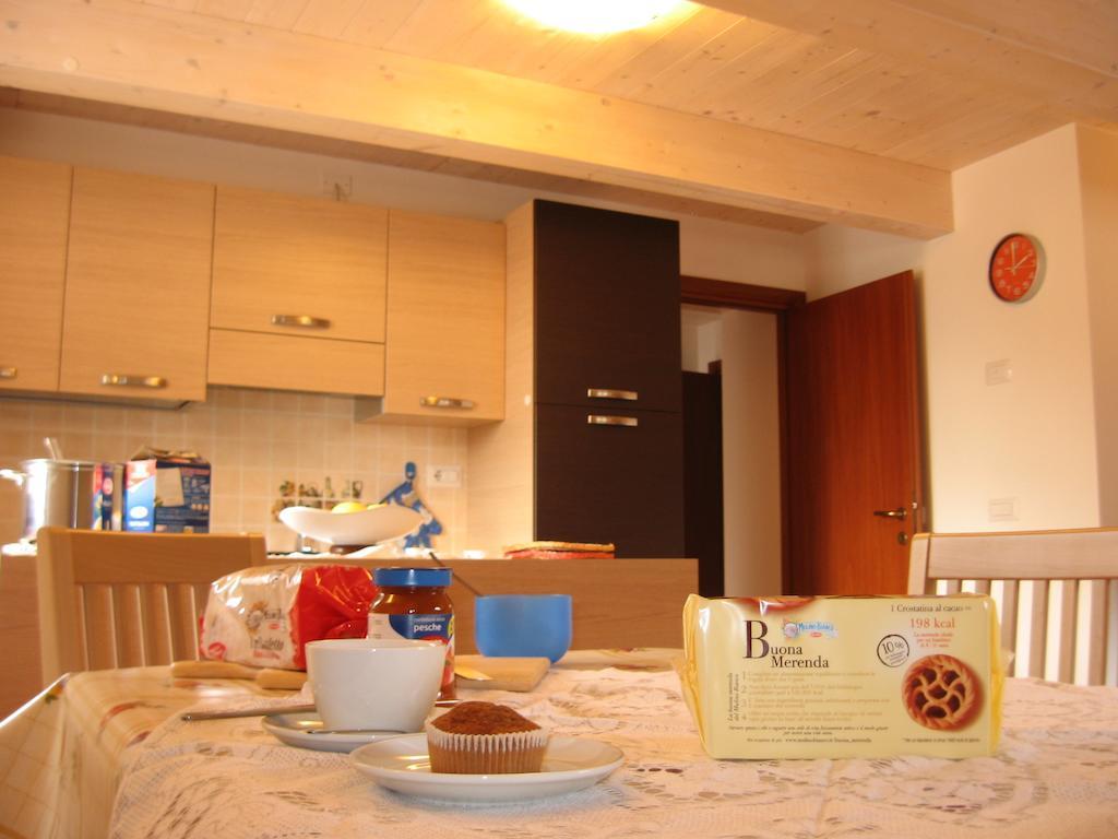 Casa Rondine Apartment Molveno Bagian luar foto