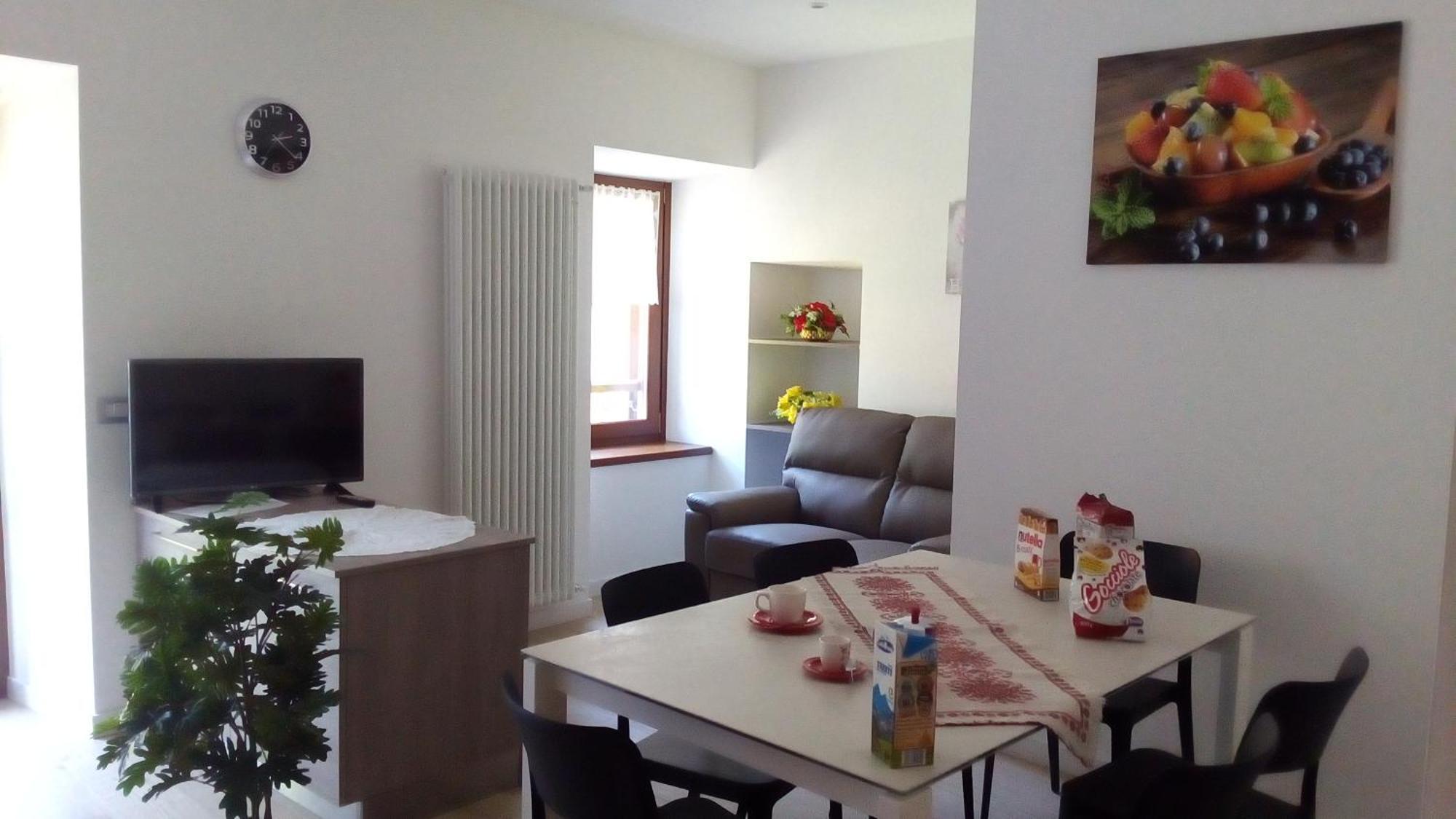 Casa Rondine Apartment Molveno Bagian luar foto